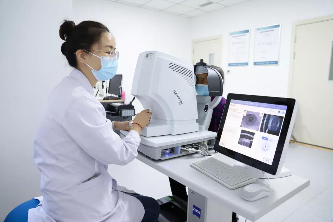 實(shí)現(xiàn)市區(qū)全覆蓋！宿遷市鐘吾醫(yī)院被確定為宿豫區(qū)“白內(nèi)障復(fù)明工程”定點(diǎn)醫(yī)院(圖2)